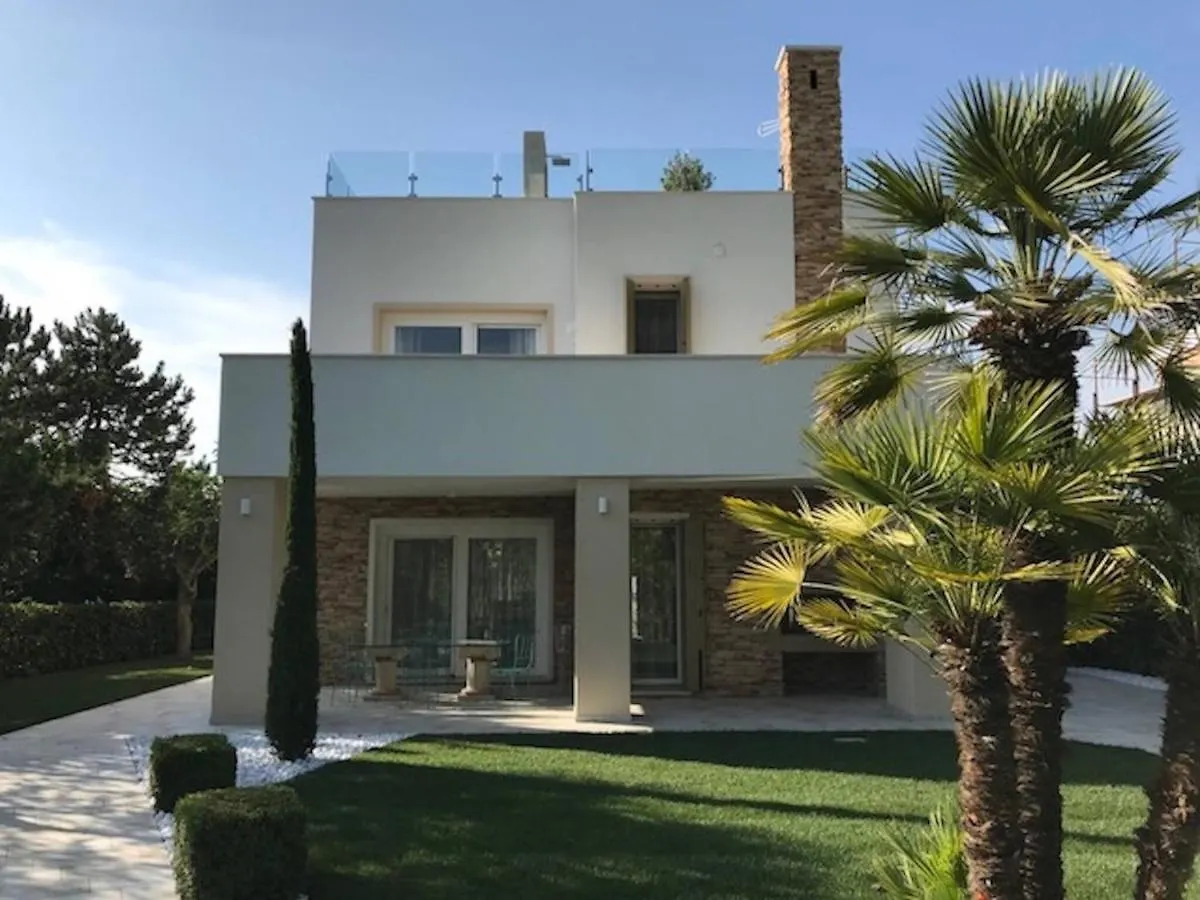 Beautiful Modern Villa In Isola Albarella Albarella Island